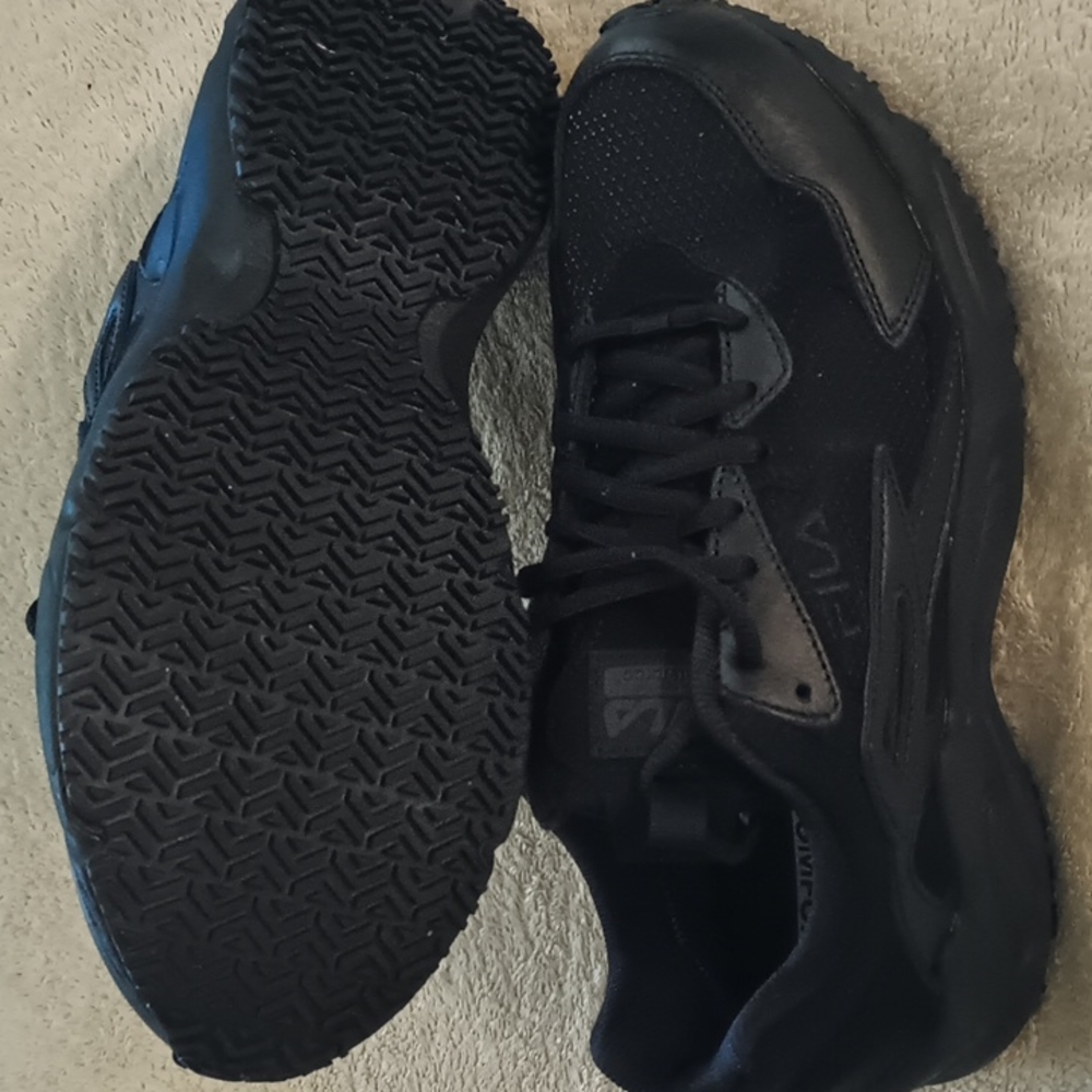 Fila non-slip working comfort women size 9